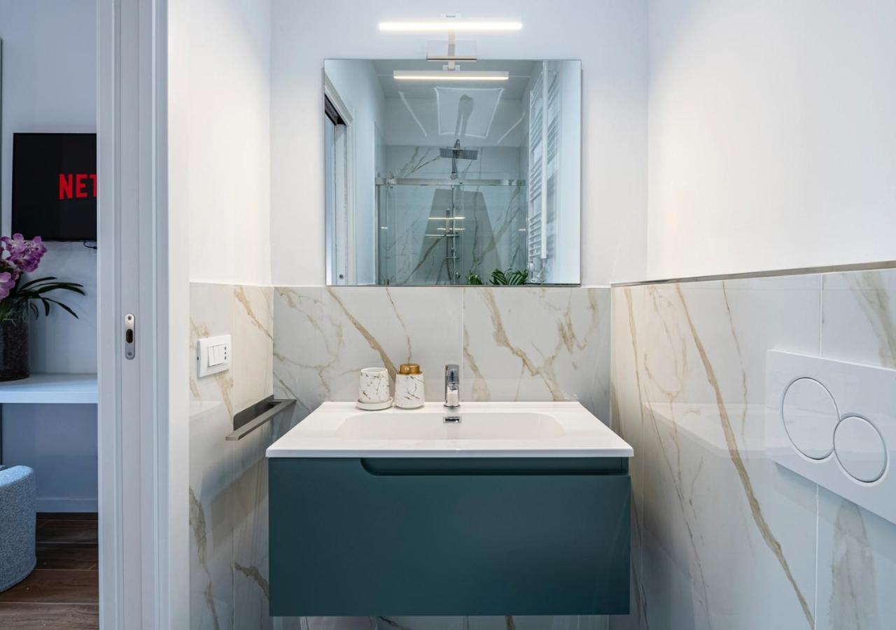 S.m.n-centro Bf48 Luxury Living With Balcony Florence