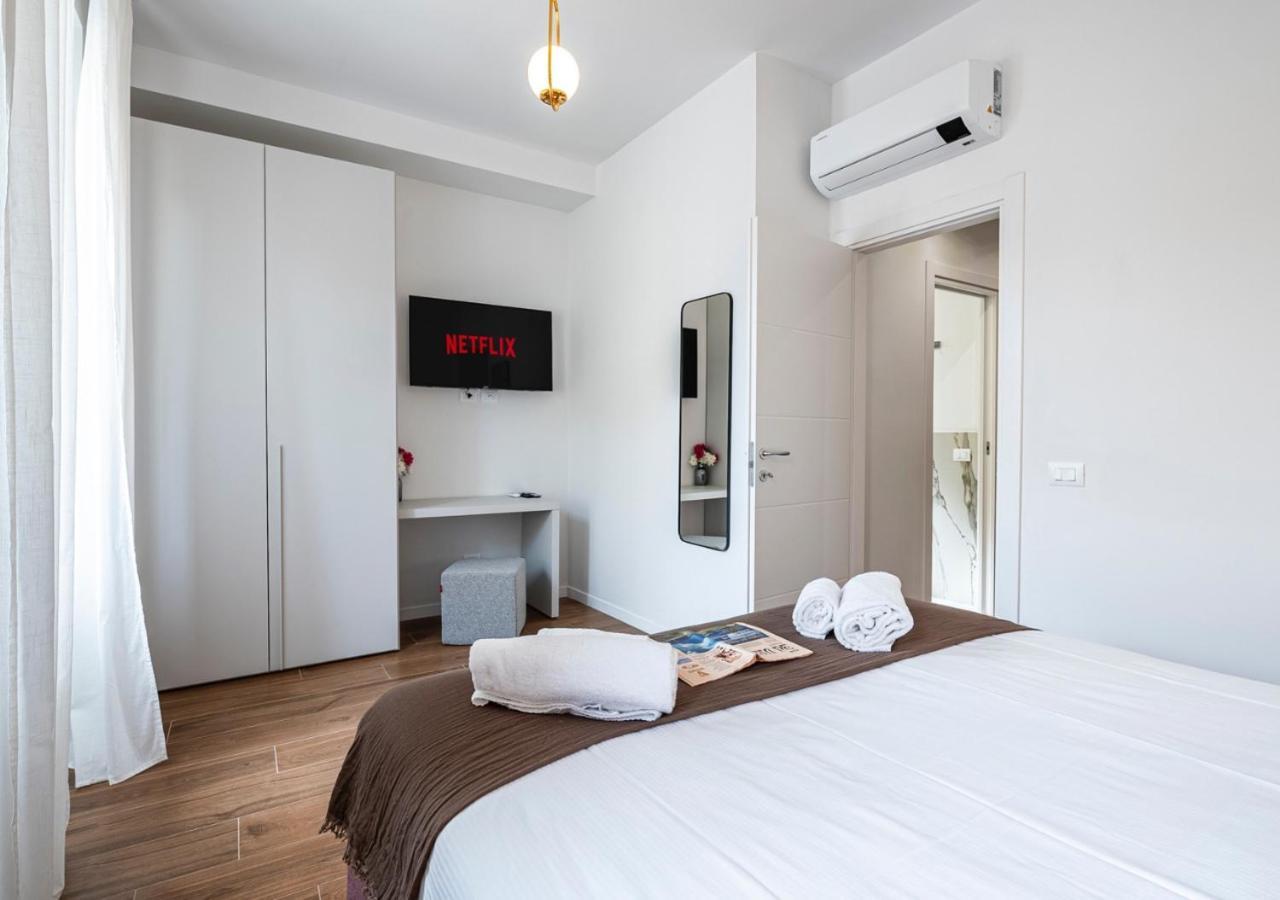Apartamento S.m.n-centro Bf48 Luxury Living With Balcony